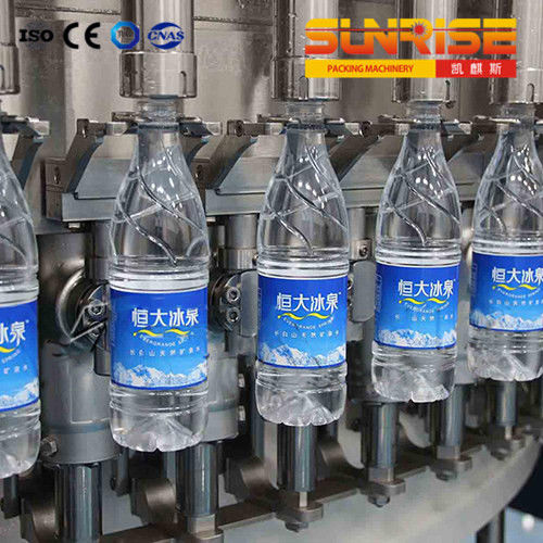 500ml-2000ml πλήρες Monoblock που πίνει την ορυκτή καθαρή μηχανή πλήρωσης μπουκαλιών νερό
